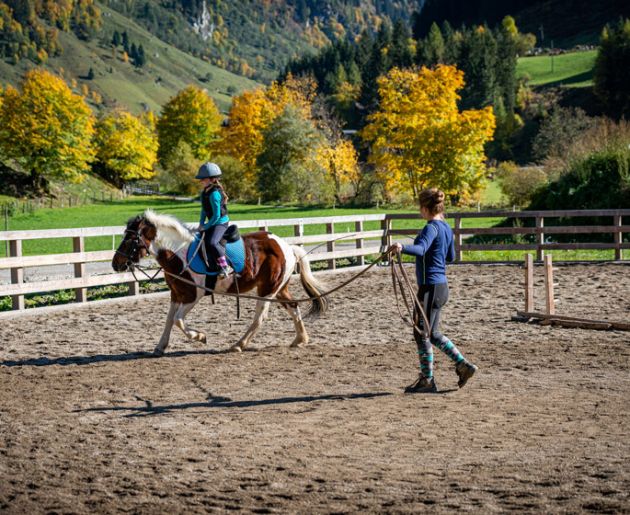 Reiten im Oberkarteis