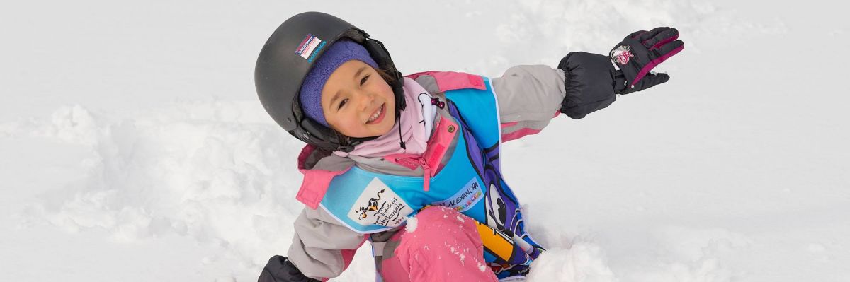 Winterurlaub mit der Familie in Österreich im Familotel Bauernhof Hotel Oberkarteis