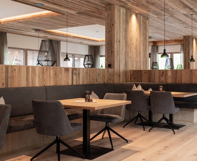 Neues modernes Restaurant im Familienhotel Oberkarteis